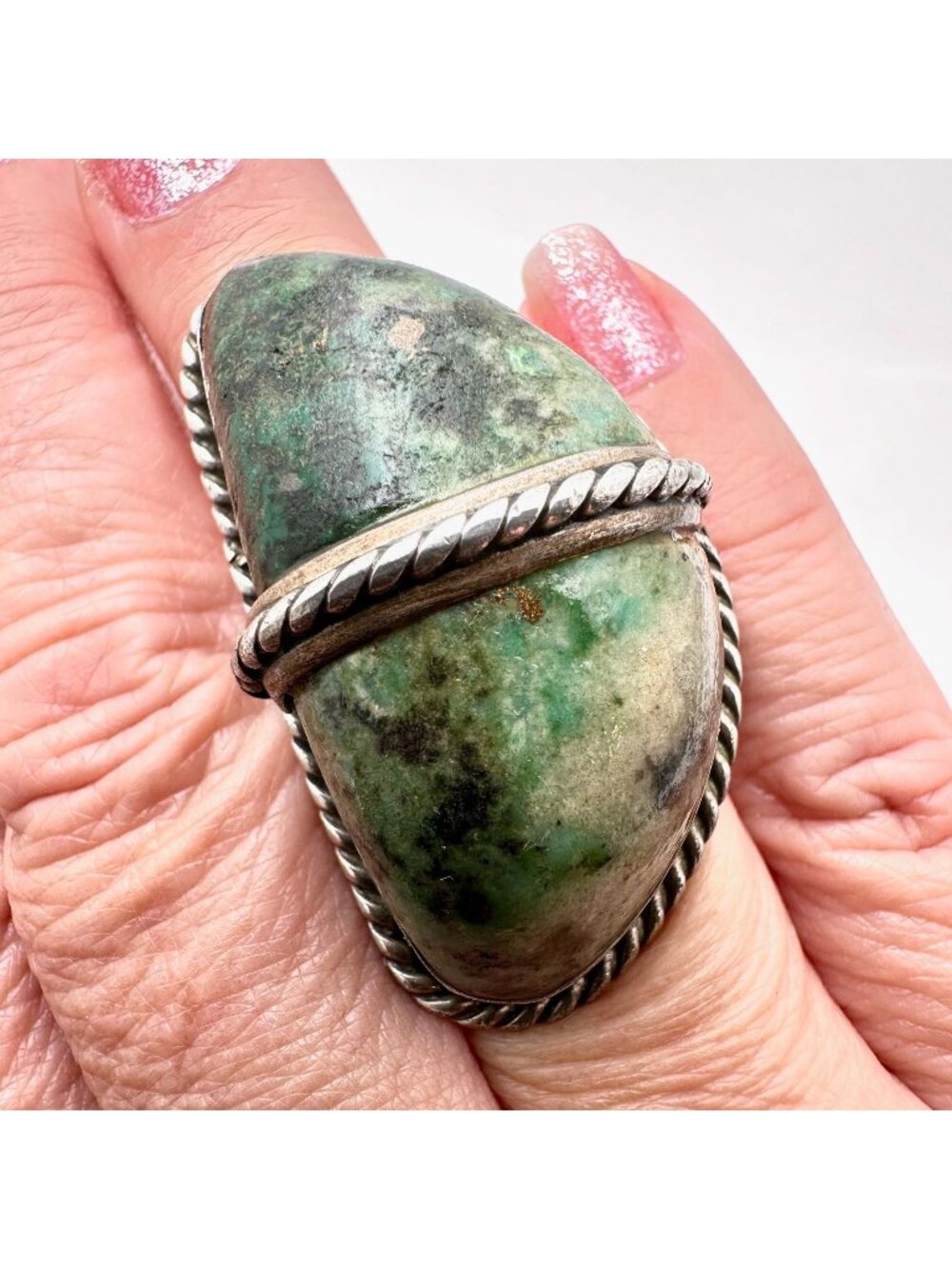 Vintage Native American Huge Domed Green Gemstone Sterling Silver Ring Size 8.5